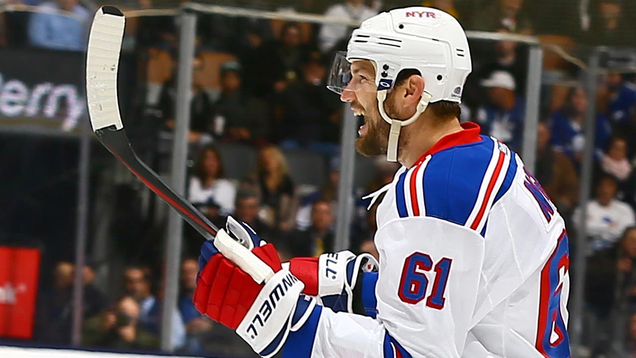 Mats Zuccarello's 2nd goal puts Rangers in front of Leafs